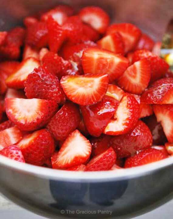 Clean Eating Balsamic Strawberries Recipe