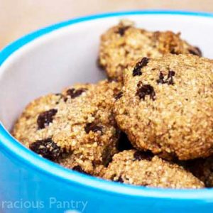 Clean Eating Oatmeal Raisin Cashew Cookies Recipe