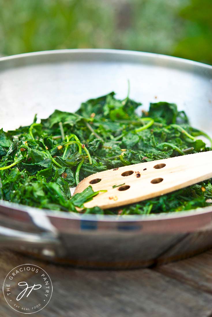 Baby Kale Recipe with Garlic and Red Pepper Flakes