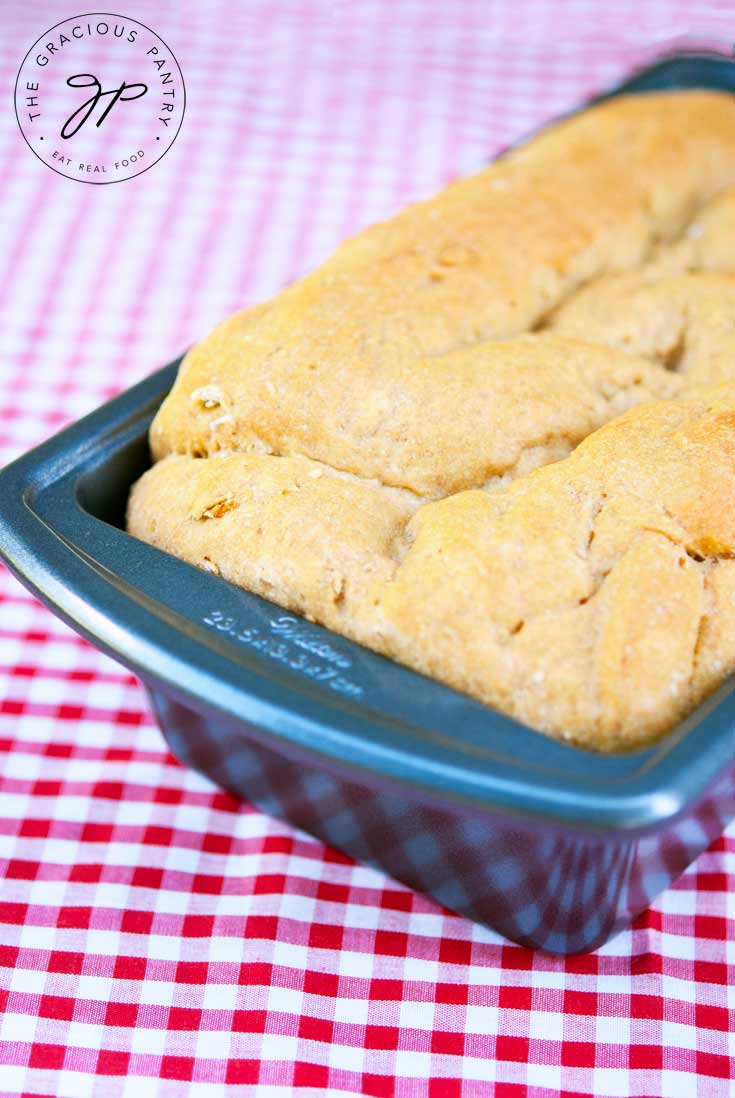 Clean Eating Housewarming Bread (Sandwich Bread)