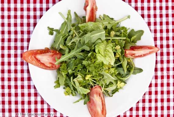 Healthy Mesclun Salad with Balsamic Dressing