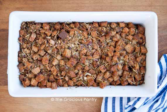 Clean Eating Thanksgiving Crouton Stuffing Recipe Served