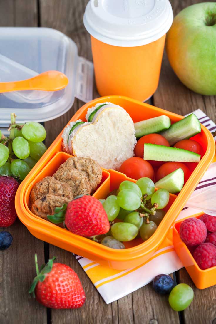 How to keep food hot in your kids' lunch box