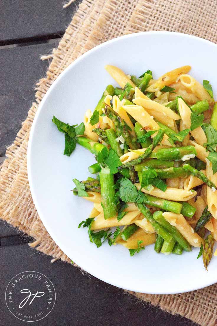 Clean Eating Garlic Asparagus Penne Pasta Recipe