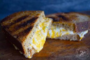 A horizontal view of this Jalapeño Popper Grilled Cheese.