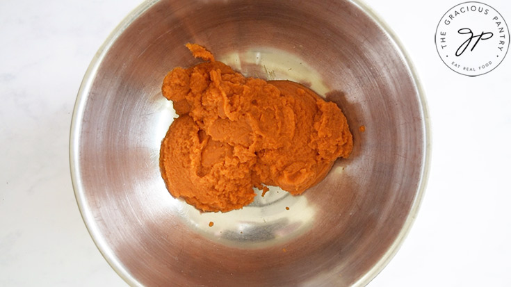 Pumpkin pureé in a mixing bowl.