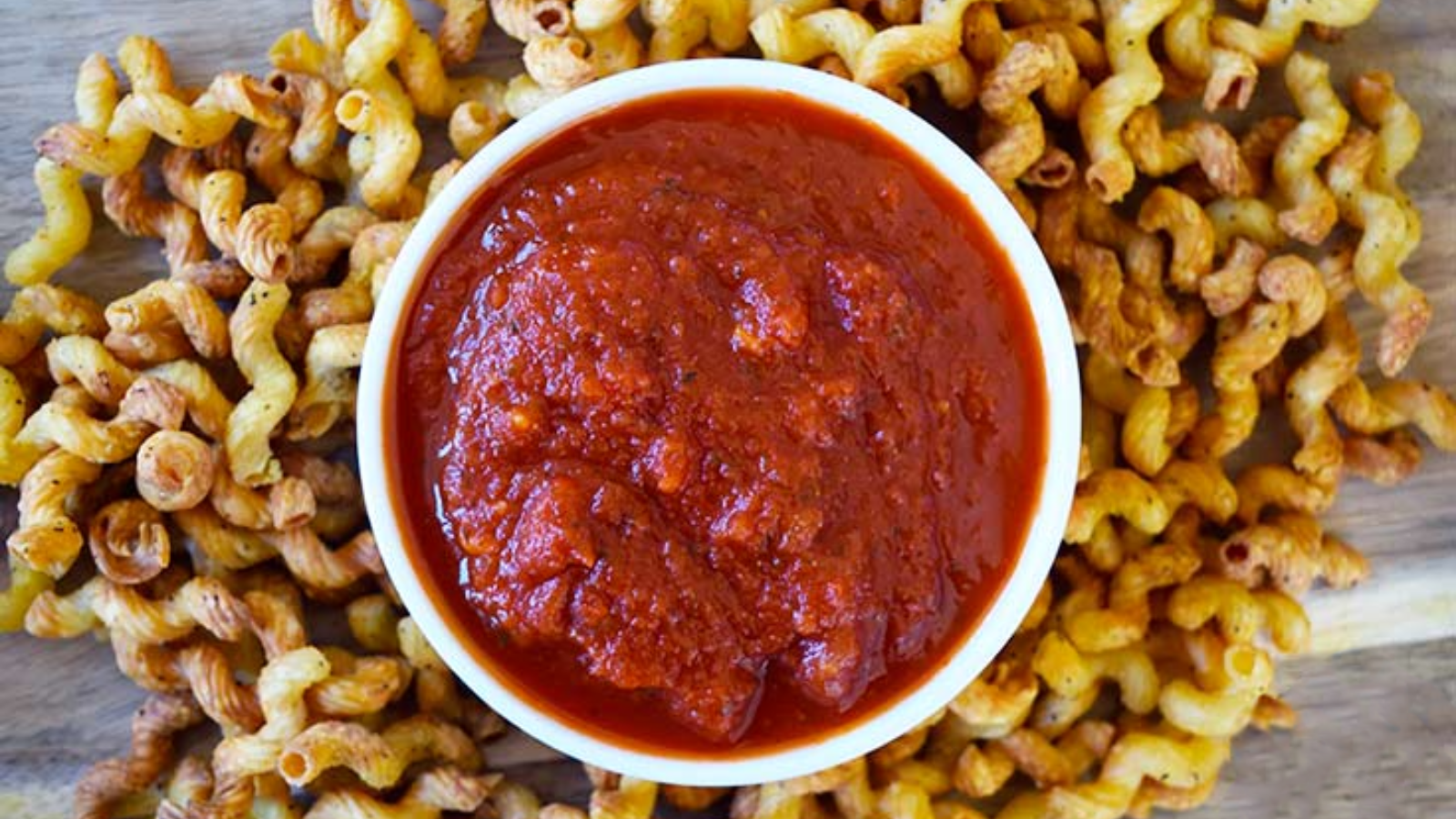 Bring These Irresistibly Delicious Snacks On Your Next Fall Foliage Road Trip