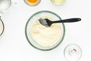 The whisked flour in a mixing bowl.