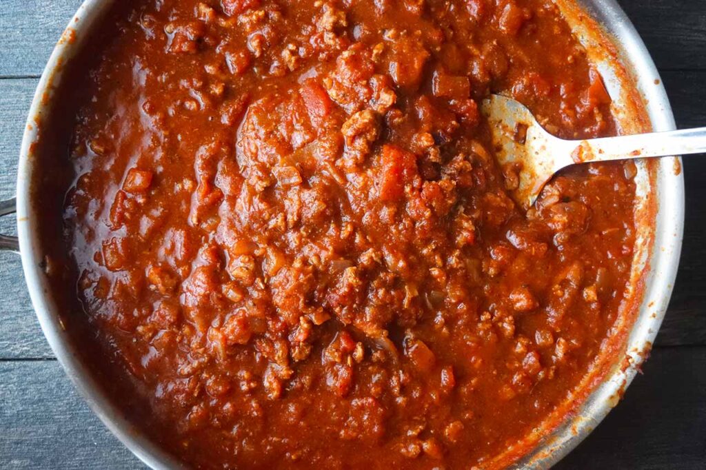 The finished spaghetti sauce in a skillet.