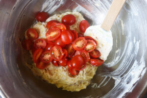 Tomato halves added to the squash filling.