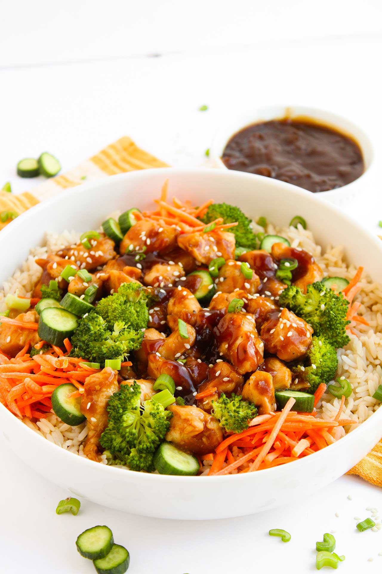 Front focus. A Teriyaki chicken bowl on a table.